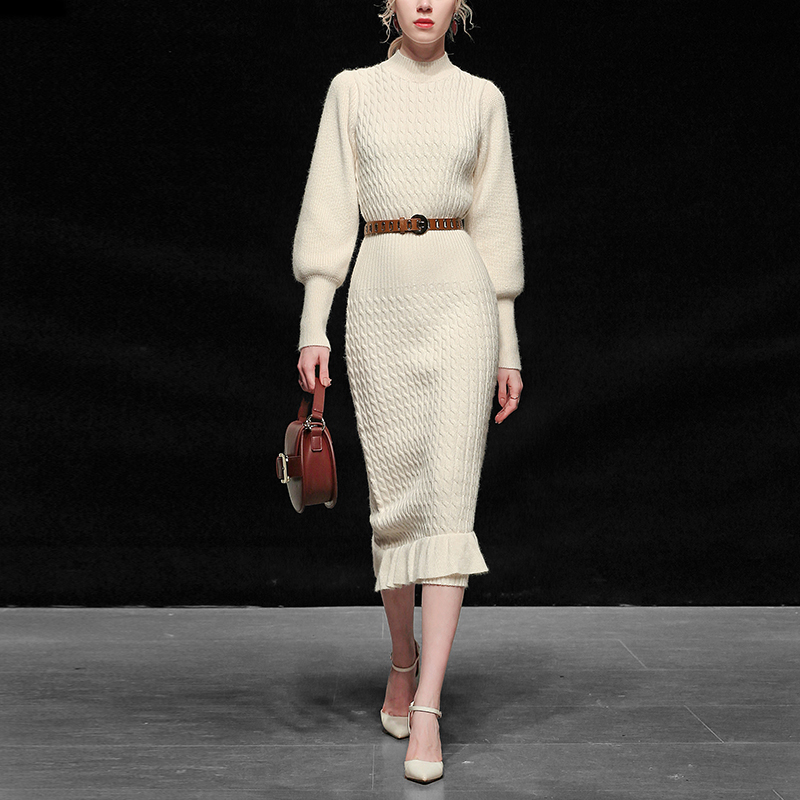 2021秋冬季半高领针织毛衣