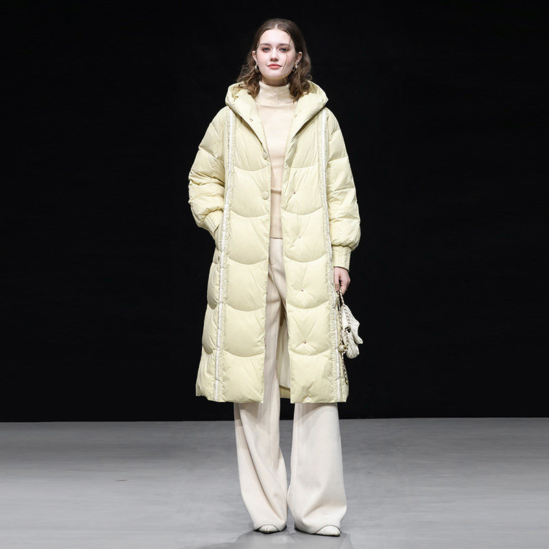 2025冬季新款时尚休闲连帽设计宽松加厚面包服长款90白鸭绒羽绒服