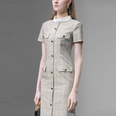 2025夏季新款法式复古半高领小香风裙子修身显瘦撞色格子连衣裙女