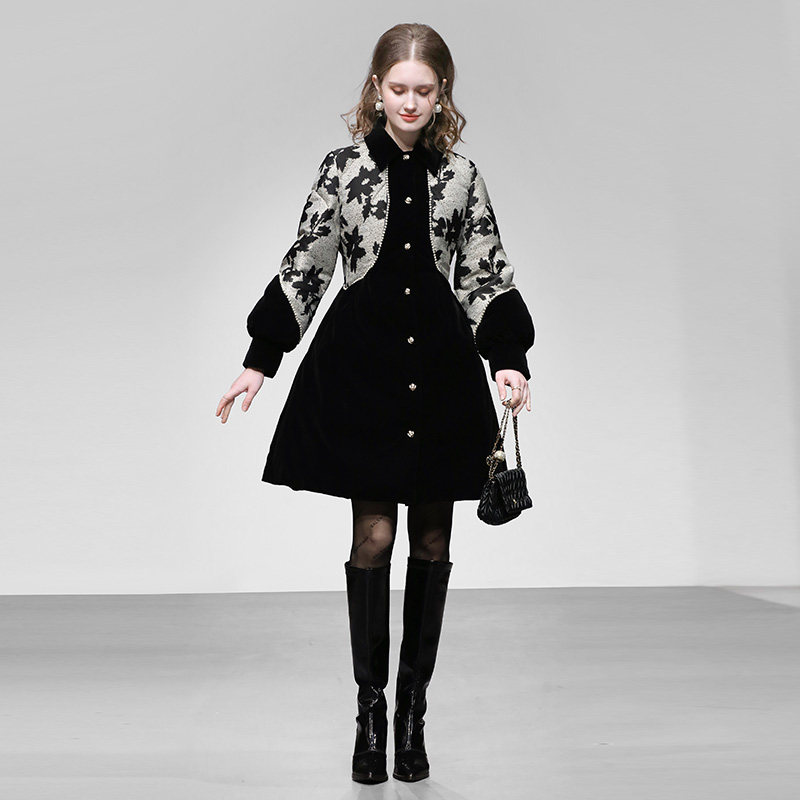 2025冬季新款气质名媛小香风重工撞色拼接收腰A字中长丝绒羽绒服