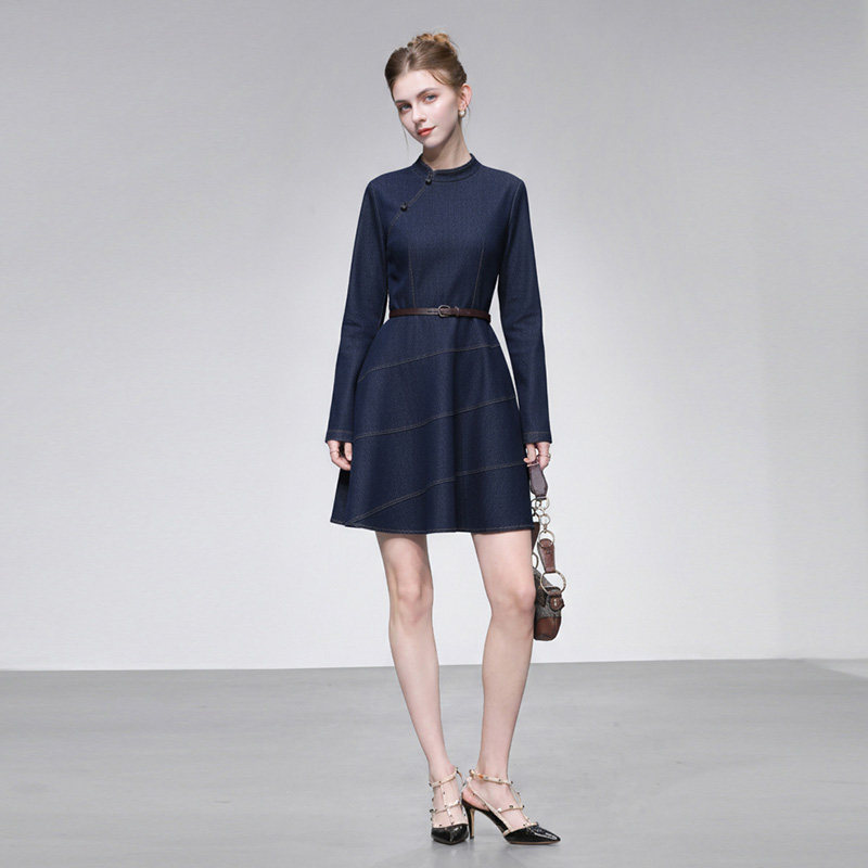 2026春季新款时尚气质国风设计感短裙收腰大摆牛仔连衣裙女装