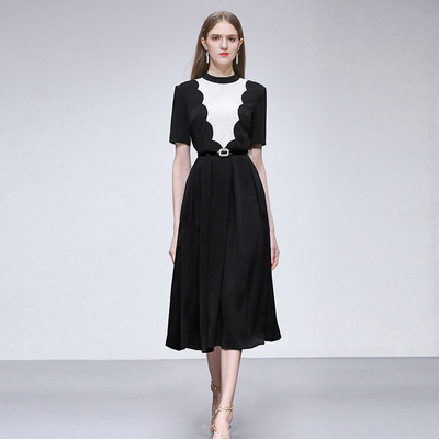 2025夏季新款气质名媛撞色花瓣边收腰大摆赫本风黑色连衣裙女装