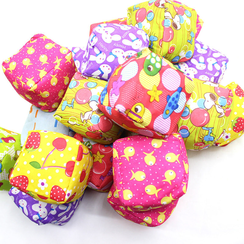 沙包儿童幼儿园丢沙包小号布球道