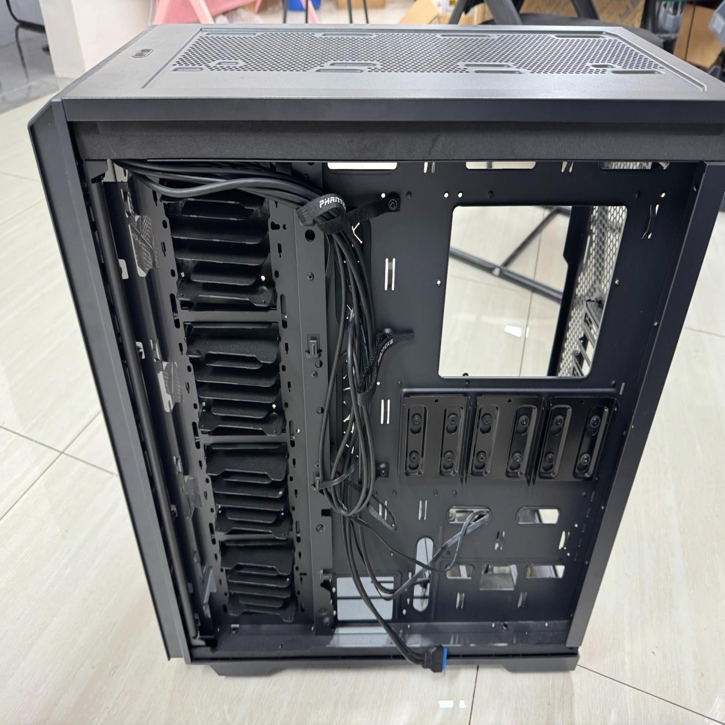 追风者 PK620 非侧头服务器机箱没包装【议价】