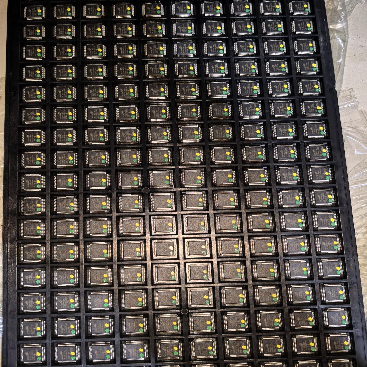 【议价】HT32F1654合泰单片机IC