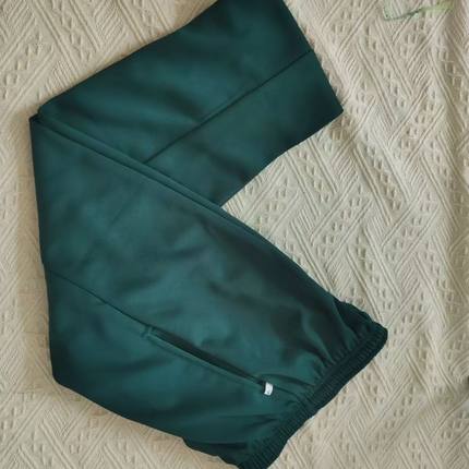 纯墨绿色冬加绒校服裤子深绿色中小学生纯色无条宽松净版高中长裤