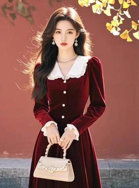 娃娃领金丝绒红色连衣裙女2025新款秋冬新款微胖掐腰裙a字中长裙