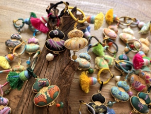 非遗原创手作宋锦葫芦挂件 包挂 挂件 礼物  钱奶奶蜀锦姑胥（C）