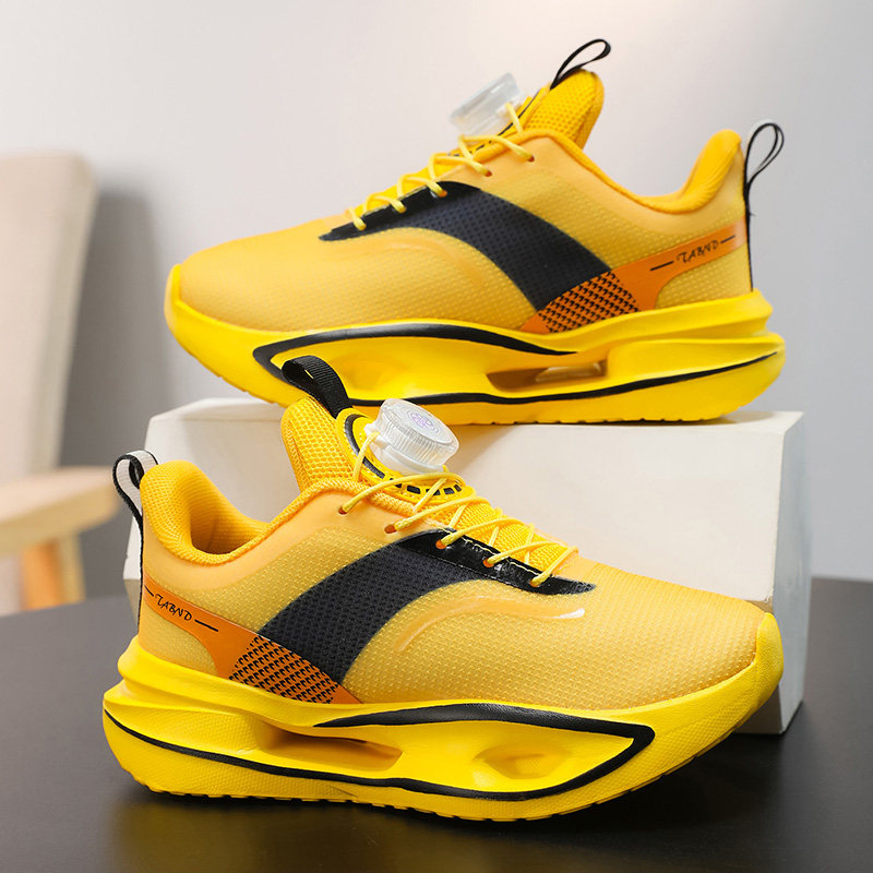 男童鞋子2026春秋季新款儿童透气轻便减震运动鞋小学生跑步鞋超轻