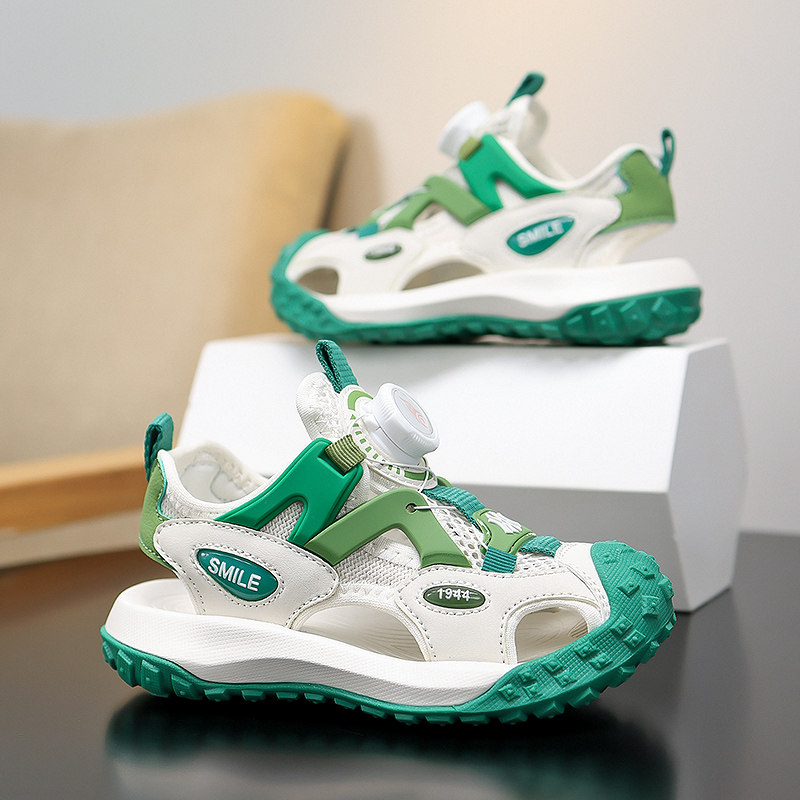 童鞋男童包头凉鞋2026夏季新款儿童运动纽扣凉拖男孩透气镂空网鞋