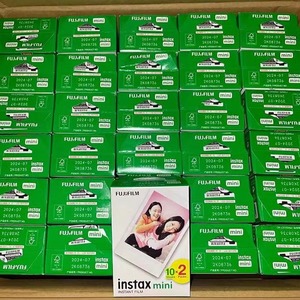 富士拍立得相纸 mini7/9/11/12/40/90mini通用三寸白边盒27年日期