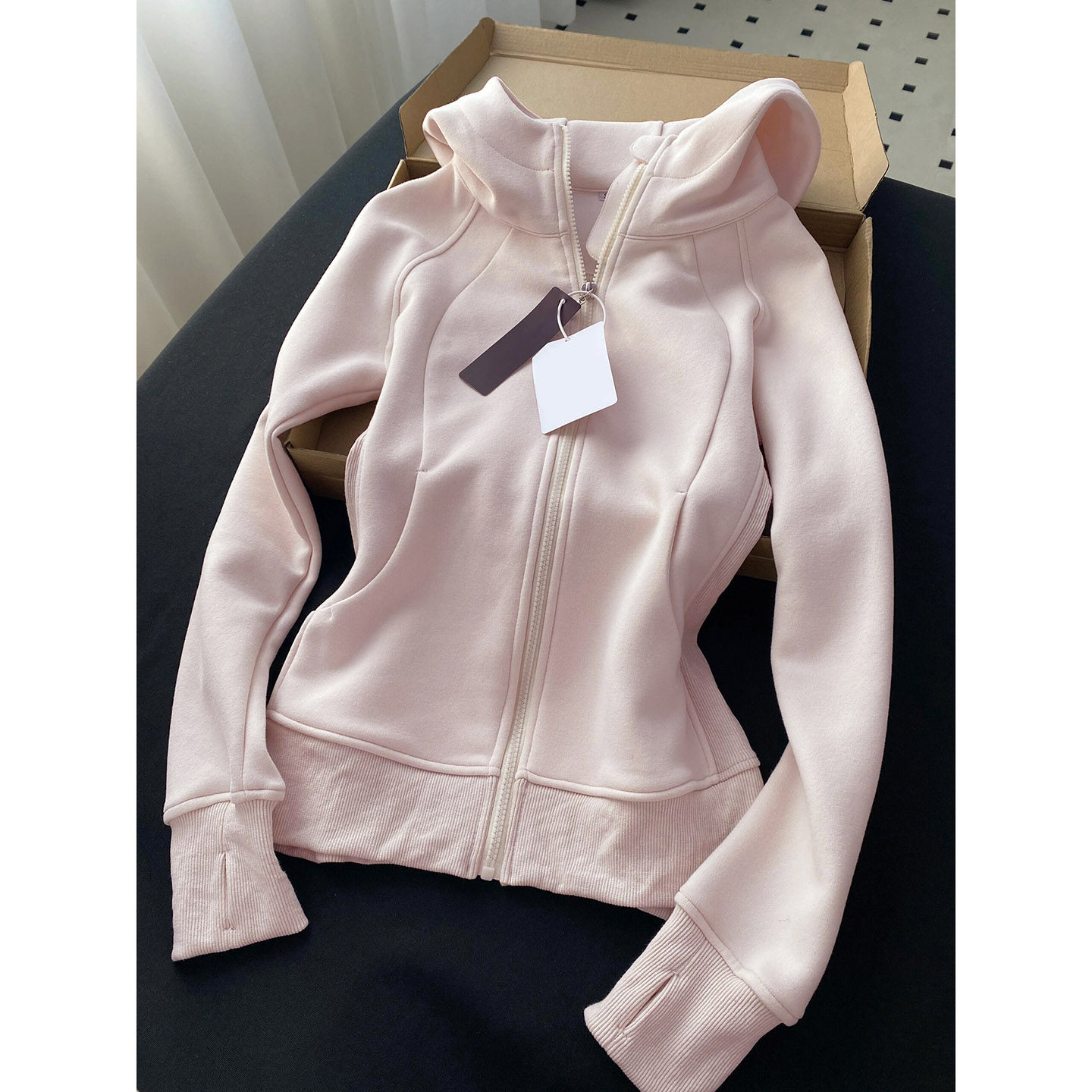 粉色修身外套女秋冬季加绒韩系穿搭正肩收腰卫衣短款显瘦开衫上衣