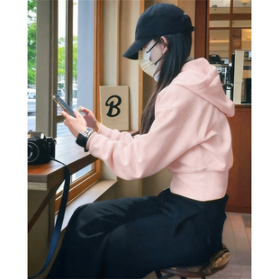 粉色短款连帽卫衣外套女秋季新款修身设计感上衣美式运动拉链开衫