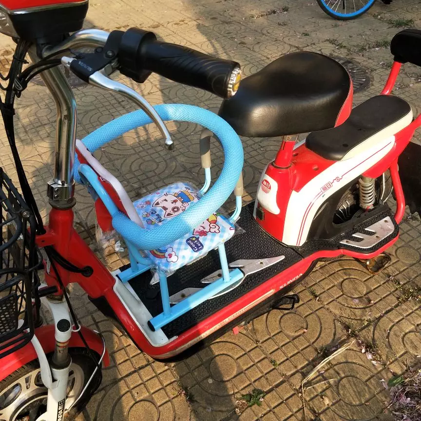 电动电瓶车加装儿童座椅 前置婴幼儿通用折叠安全座椅宝宝凳子