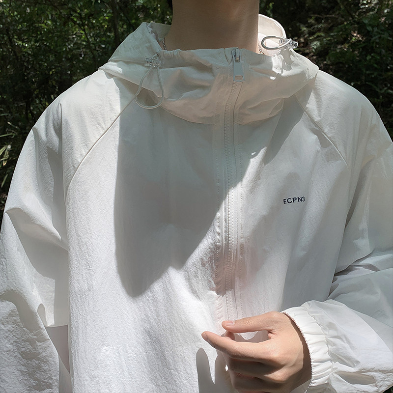夏款男防晒衣服连帽工装拉链字母印花情侣款冲锋衣外套JK9238P40,男装夹克,星座1013-1
