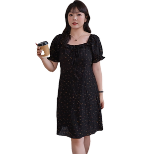蓝若水大码女装小个子茶歇方领碎花裙夏季新品胖mm褶皱雪纺连衣裙
