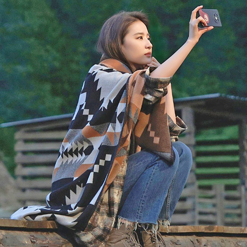 春秋冬保暖民族风女旅游披肩