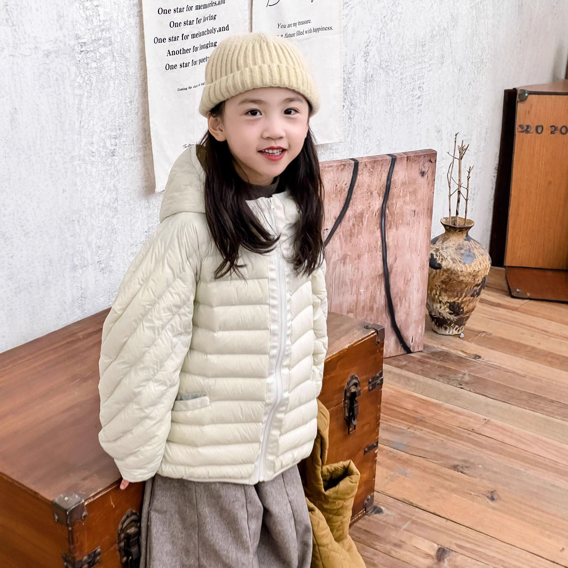 秋冬新款儿童羽绒服轻薄短款韩版校服排骨男女童装新国标90保暖