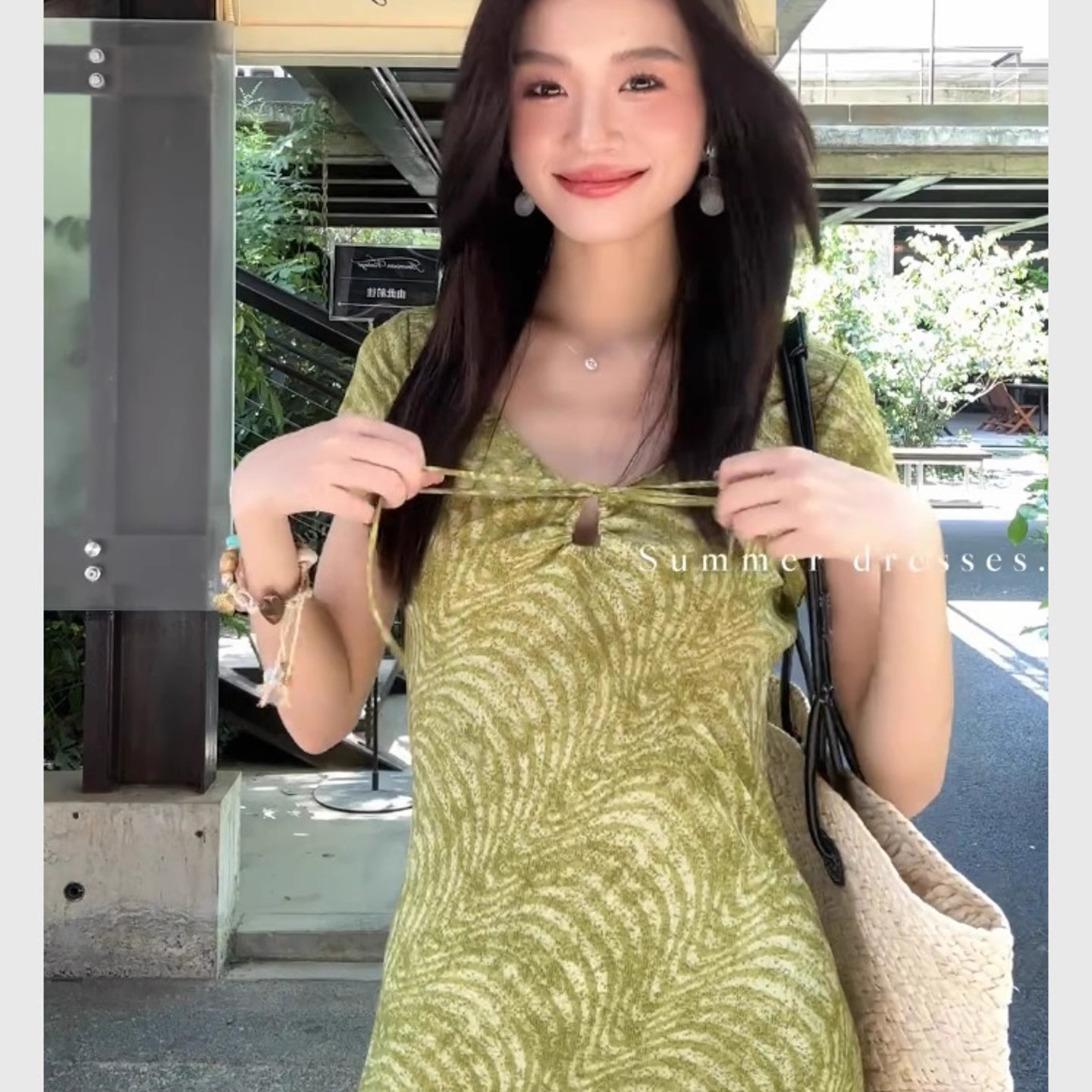 设计师精致绿色碎花连衣裙女高级感元气轻活风穿搭巨好看丁达尔裙