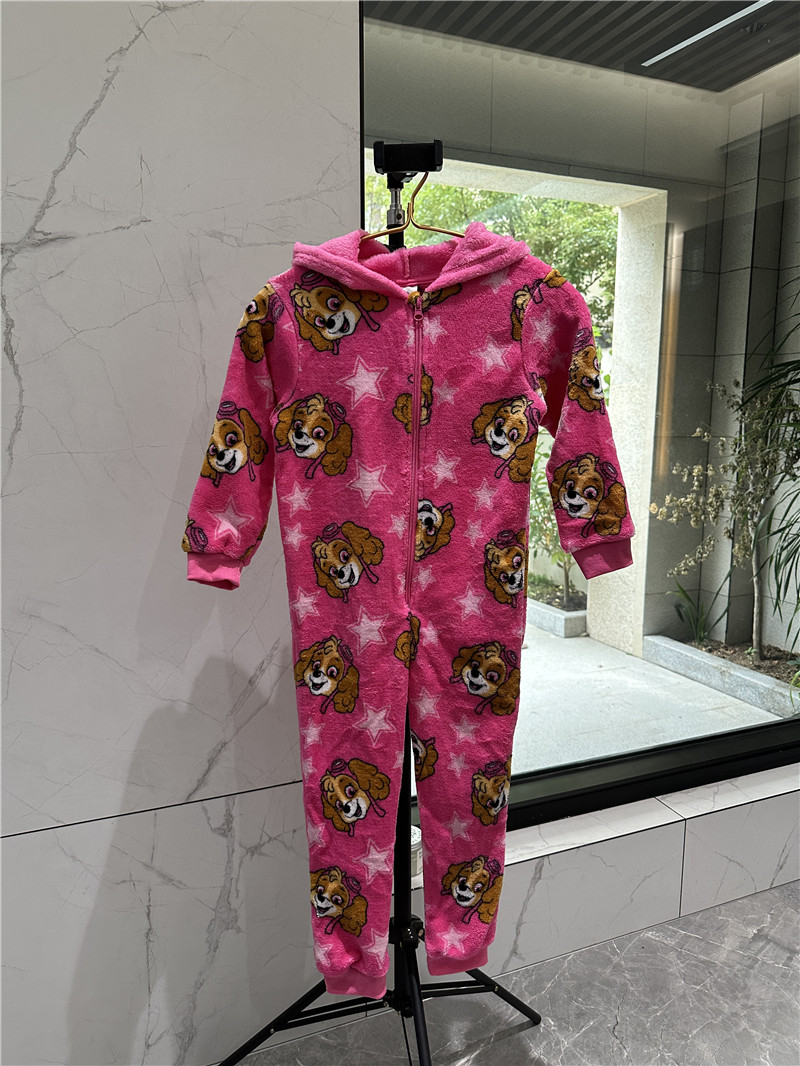 外贸童装秋冬款汪汪队卡通造型珊瑚绒连体衣保暖可爱睡衣长爬连体