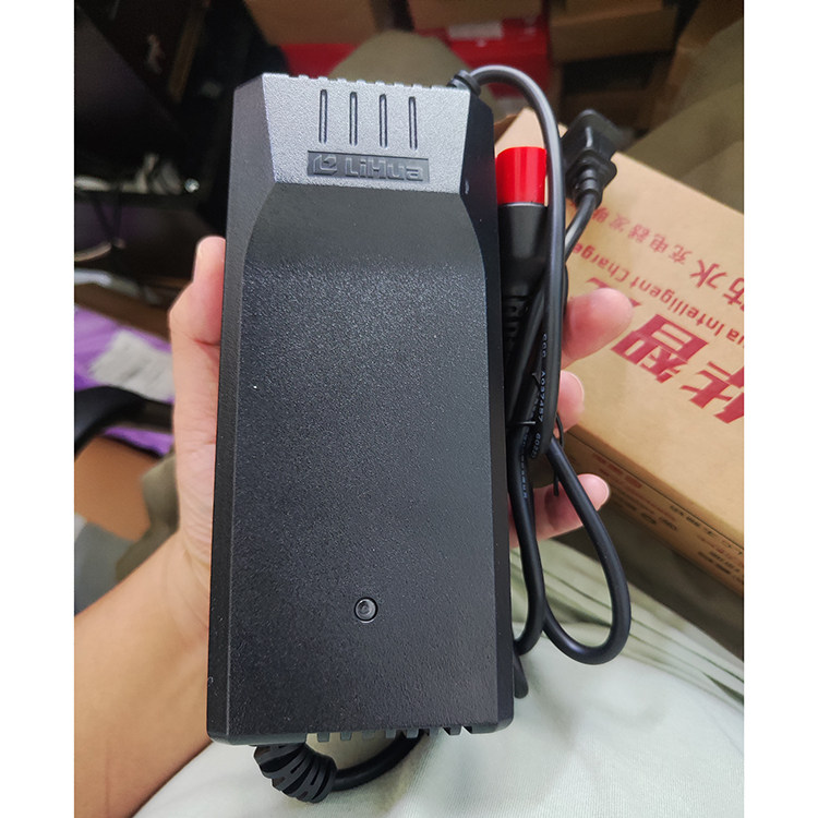 台铃电动瓶车适配充电器60V72V伏20Ah安时云插头力华牌