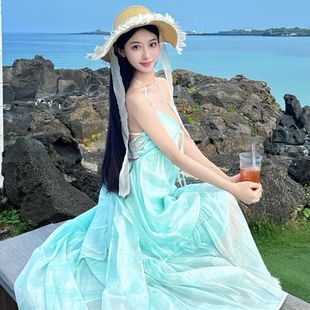 薄荷曼波海边度假氛围感沙滩裙设计感挂脖连衣裙仙女气质大摆裙子