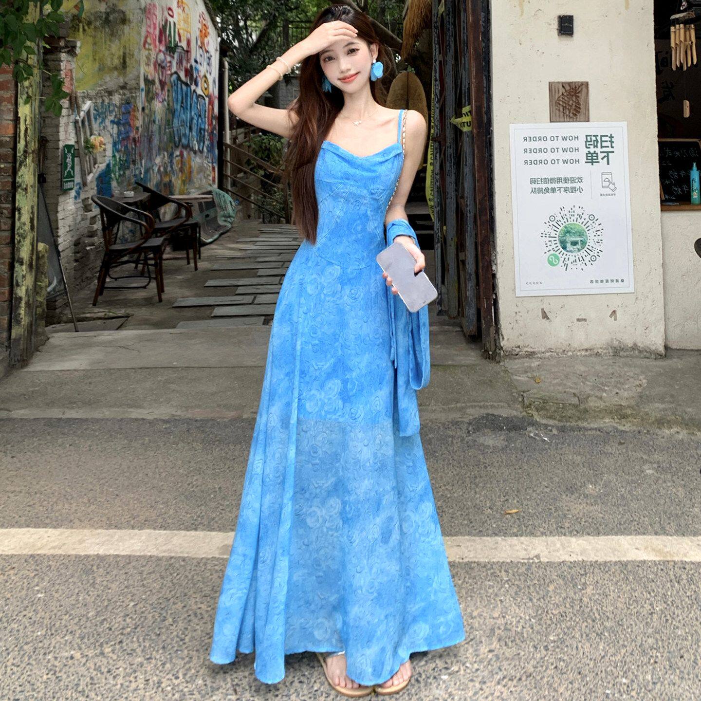 特大码扎染蓝色吊带长裙海边度假图片