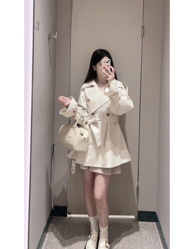 现货定制｜开秋断货王英伦甜美日系气质小个子短款双排扣风衣通勤