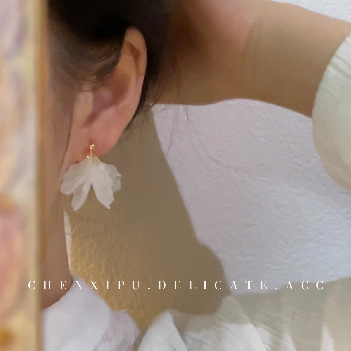 s925银针简约白色花瓣手工甜美耳环女田园风森系古风仙气花卉耳饰