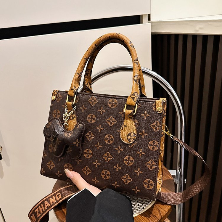 高级感手提包时尚欧美印花包中号包通勤托特包高级感老花斜挎包女