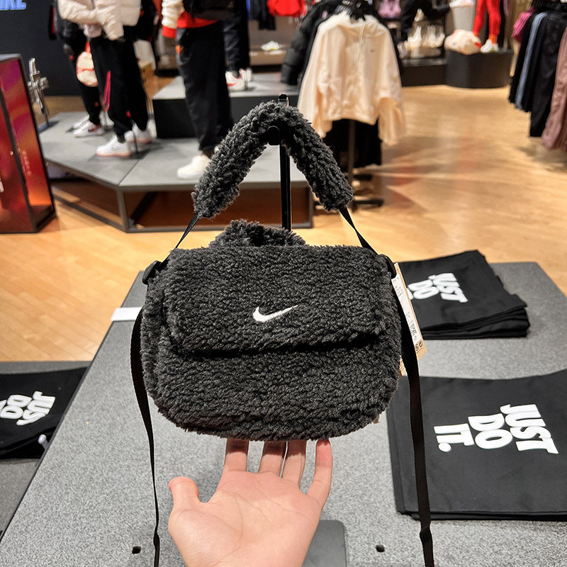 NIKE耐克时尚斜挎包手提包