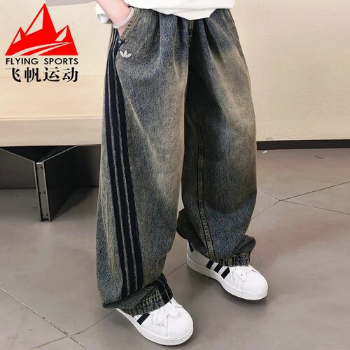 阿迪达斯三叶草男裤2026夏季纯棉复古宽松三条纹牛仔运动裤KX4821