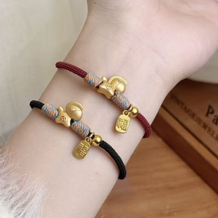 新款网红马年本命年招财生肖手链酒红福牌编织马红黑手绳情侣闺蜜