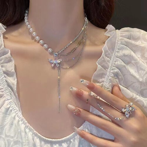 闪耀王妃~珍珠蝴蝶项链2026年新款女轻奢小众戒指高级设计感颈链