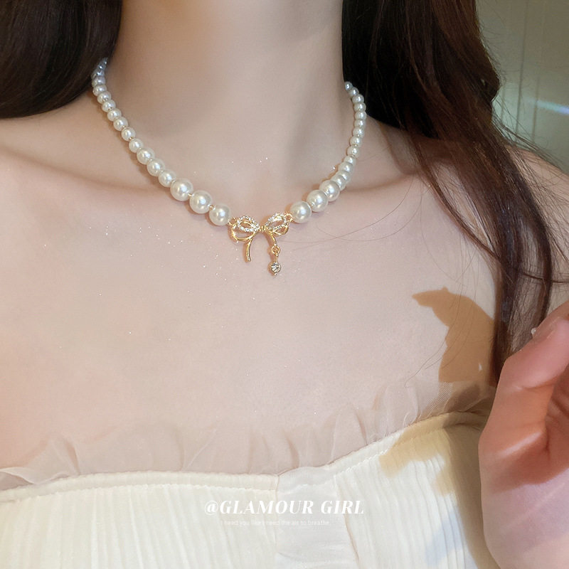 镶钻珍珠蝴蝶结项链个性百搭设计感锁骨链优雅小众新款颈链女