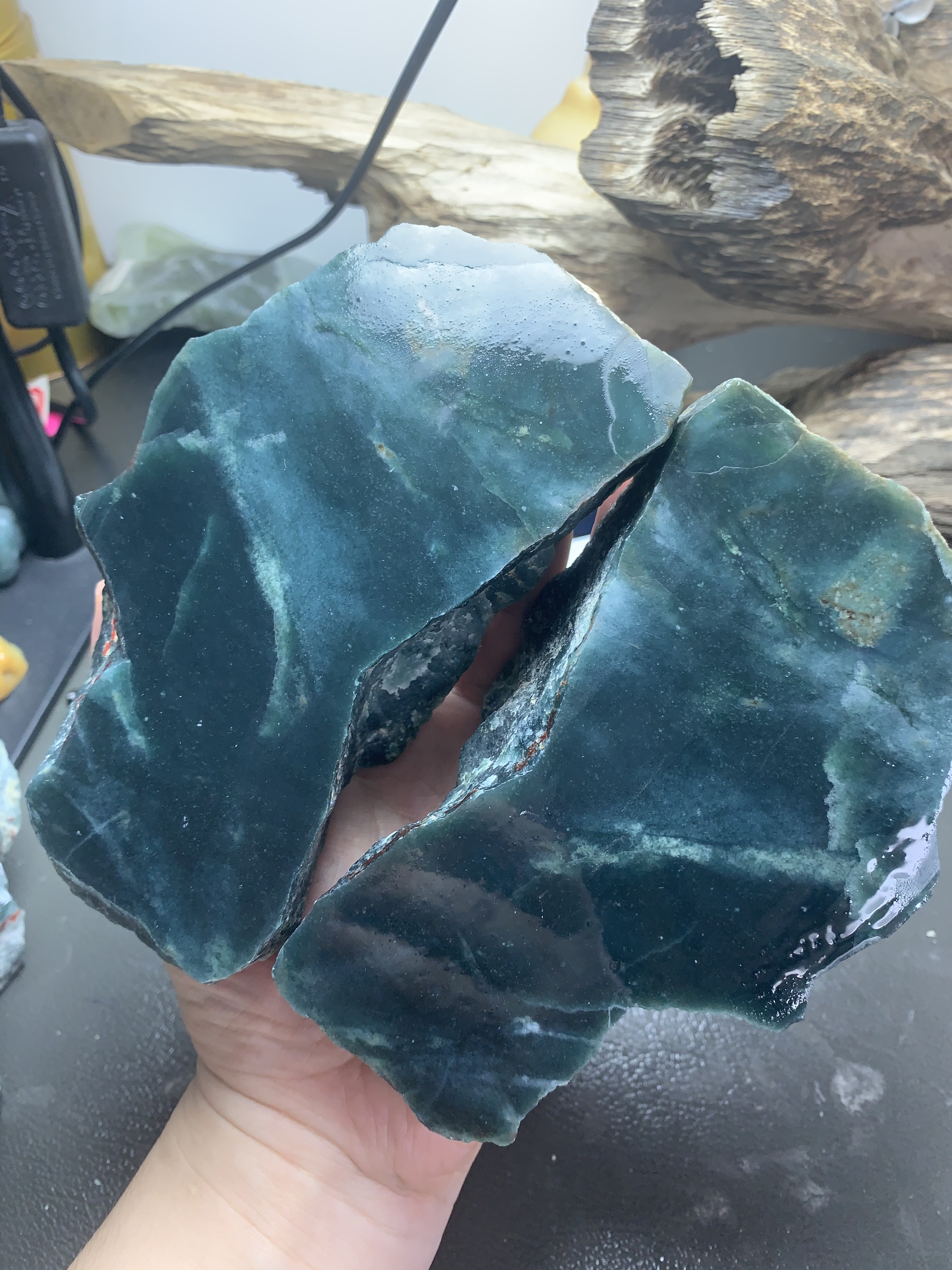 危地马拉翡翠原石毛料明料片料切口料，黑度好老蓝水品质