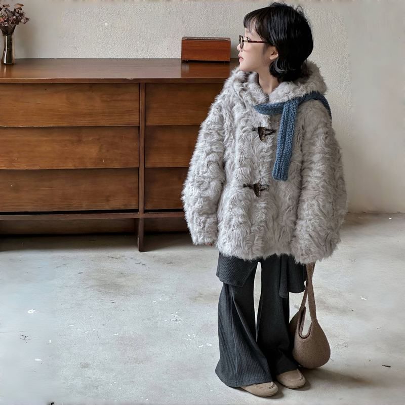 2025儿童小狐羊仿皮草外套冬季