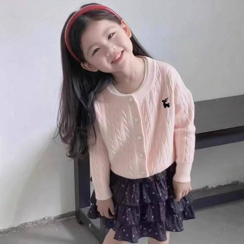 女童毛衣批发刺绣麻花针织开衫儿童休闲百搭外套宝宝童装圆领