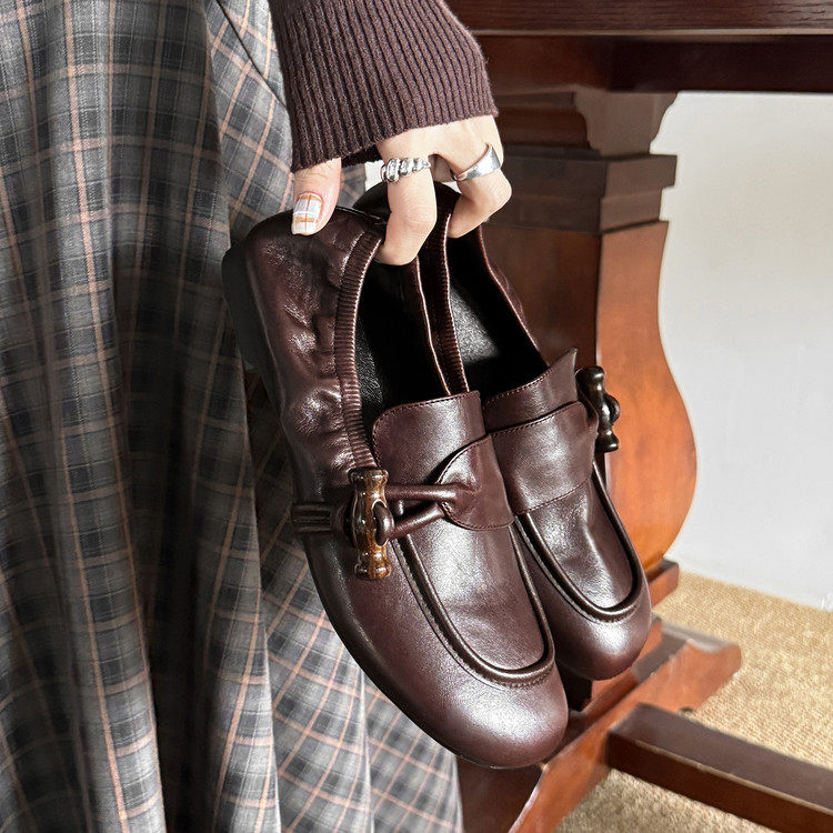 圆头平跟橡胶胶粘工艺头层猪皮深口单鞋,女鞋,深口单鞋,淘宝优惠券,粉丝福利购,淘宝优惠卷