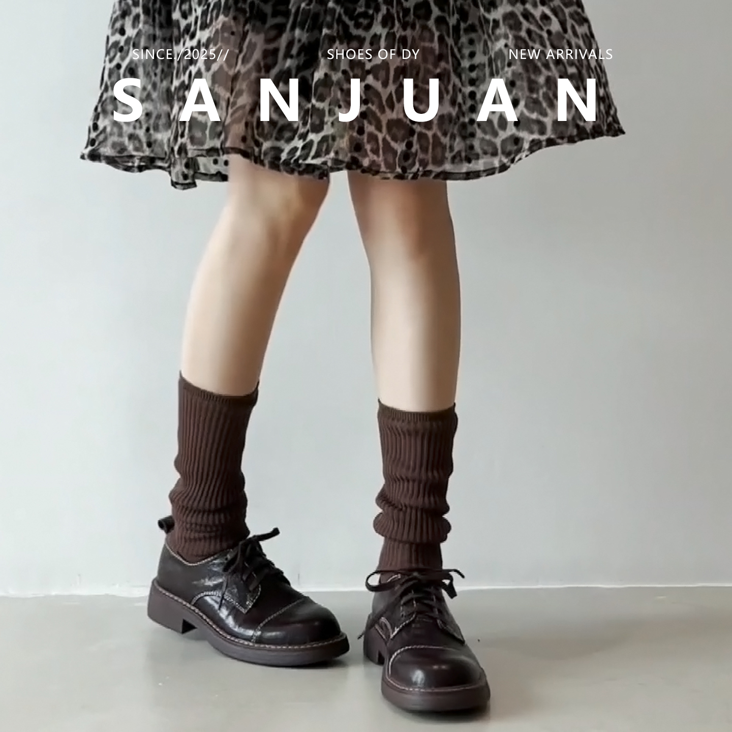 黑色/棕色百搭厚底粗跟小皮鞋