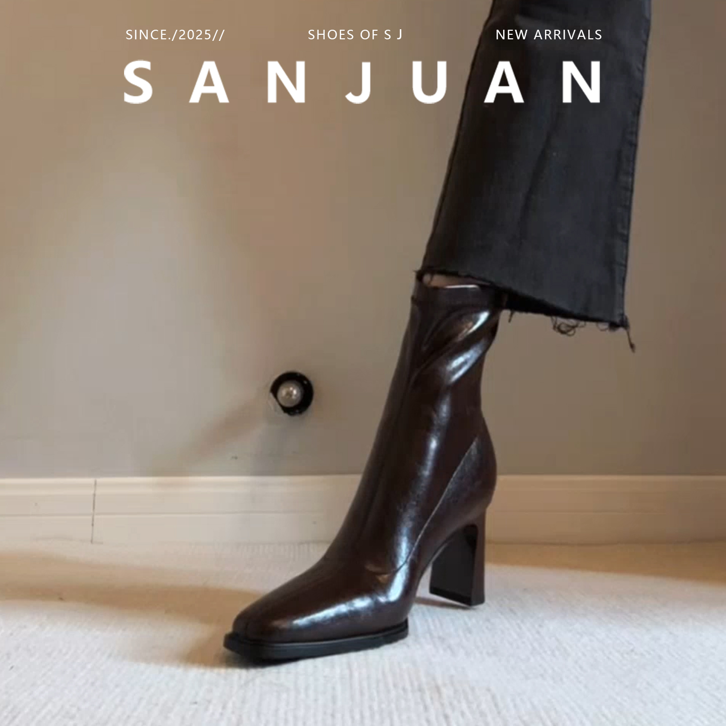 羊皮版sanjuan三卷法式短靴女复古瘦瘦靴粗跟通勤气质高跟马丁靴