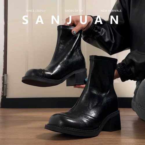 粗跟瘦瘦靴增高小个子马丁靴棕色