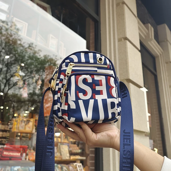 Товары от 简轻格 专注女包