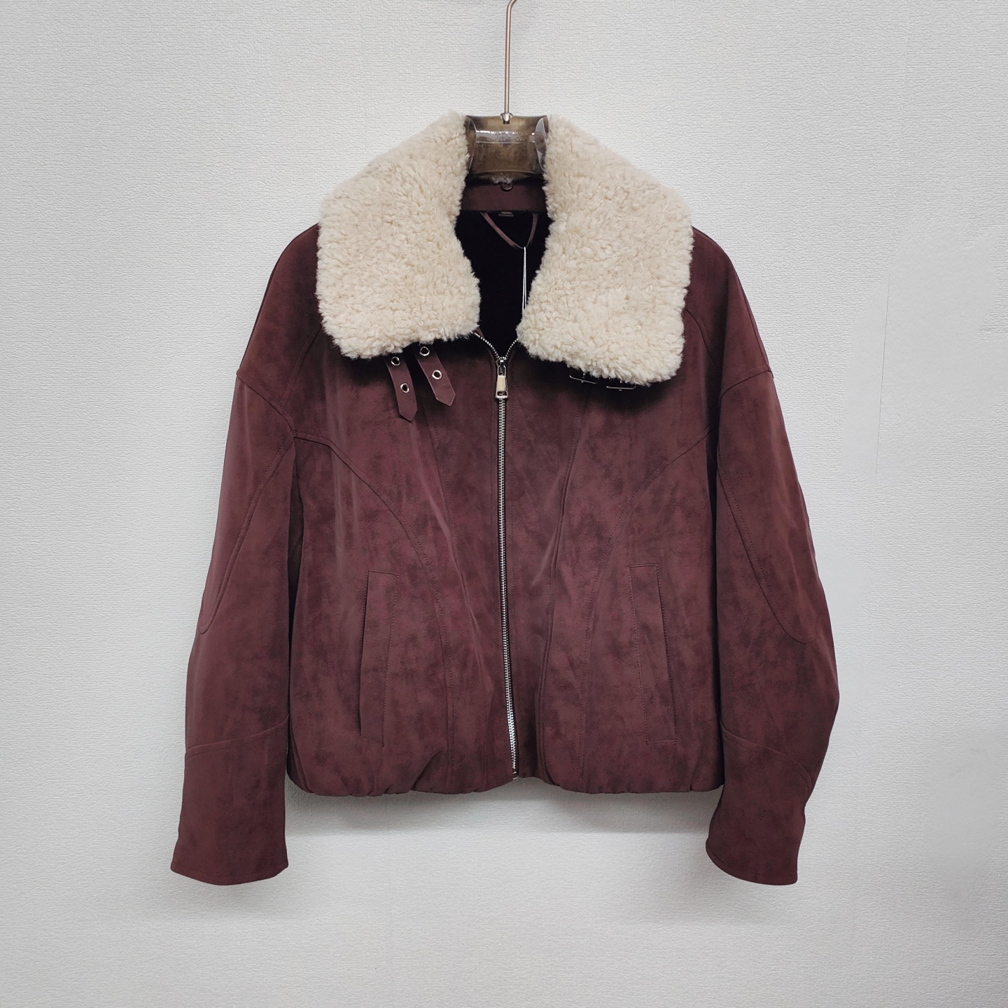 L8653冬款2025时尚女鹿皮绒加厚防寒外套羊羔毛可拆领侠客风短装