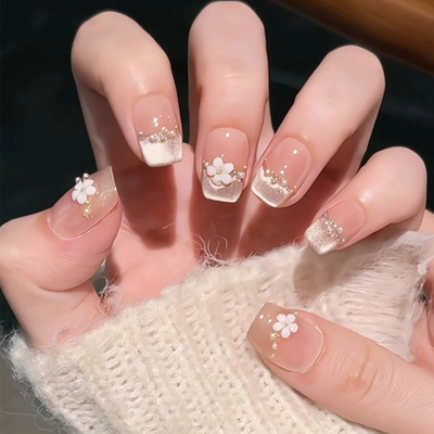 秋冬法式花朵闪粉可拆卸穿戴甲