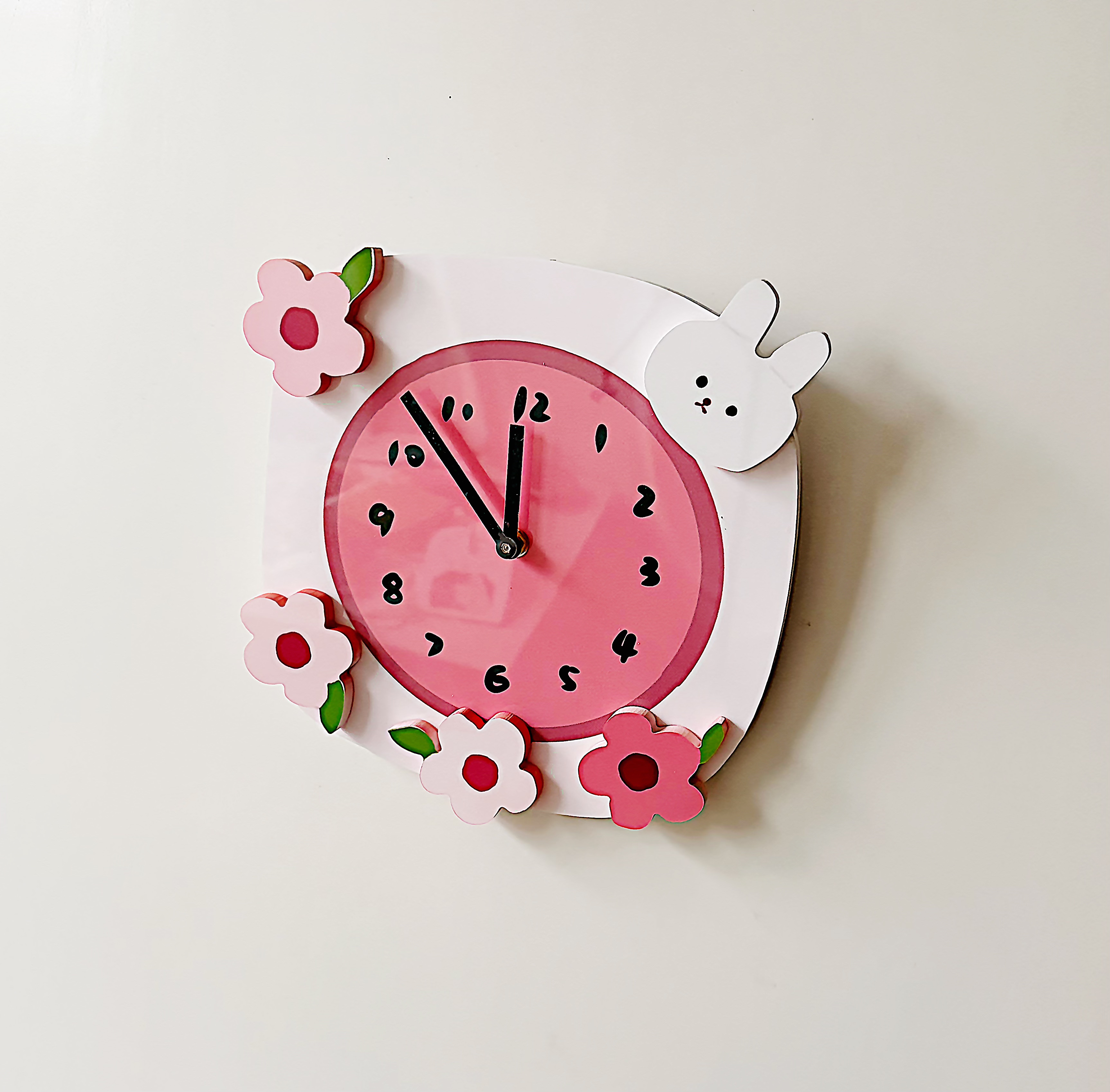可爱小兔子静音挂钟粉色少女心装饰女儿童房简约时钟卡通挂墙钟表,家居饰品,挂钟,淘宝优惠券,粉丝福利购,淘宝优惠卷