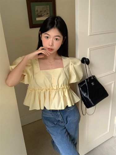 泡泡袖方领衬衫设计感修身显瘦短款甜美别致小衫上衣女