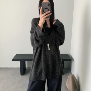 深灰色套头上衣 宽松毛绒针织衫 BATTLE MIND慵懒风V领羊驼毛女长袖