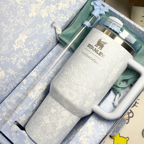 礼盒装Stanley love shack fany吸管保温，冰霸杯，网红杯