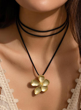 欧美跨境仿真花朵吊坠缠绕颈链
